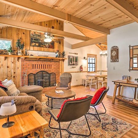 Big Bear Cabin With Deck And Hot Tub, Near Resorts! Big Bear Lake Eksteriør bilde